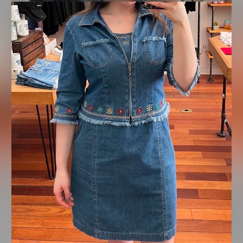 Vintage RARE denim embroidered floral set!